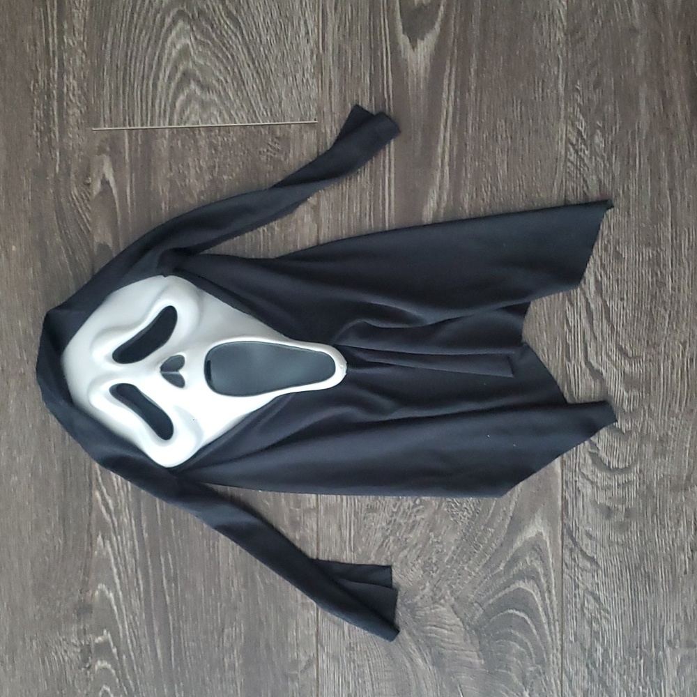 Easter Unlimited Ghost Face SCREAM Halloween Mask - Vintage